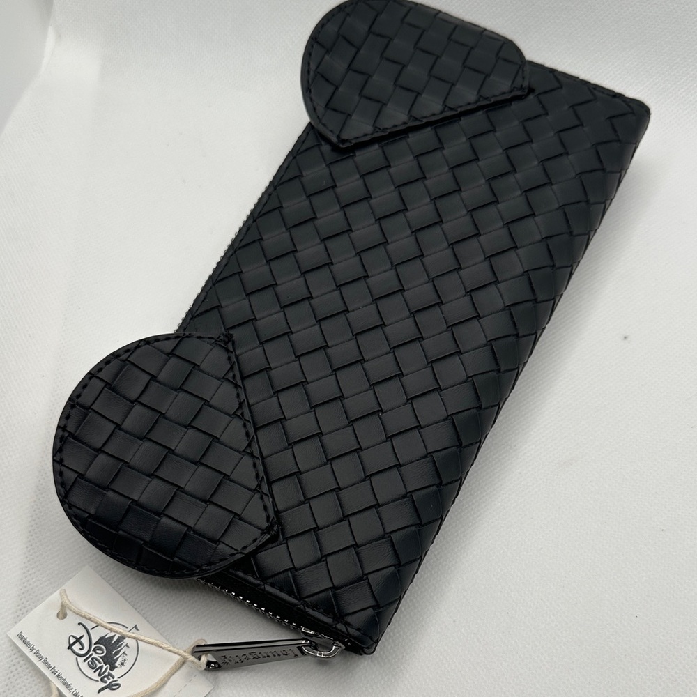 Loungefly Black Woven Zip Wallet with Disney Parks Plaque - Picture 3 of 5